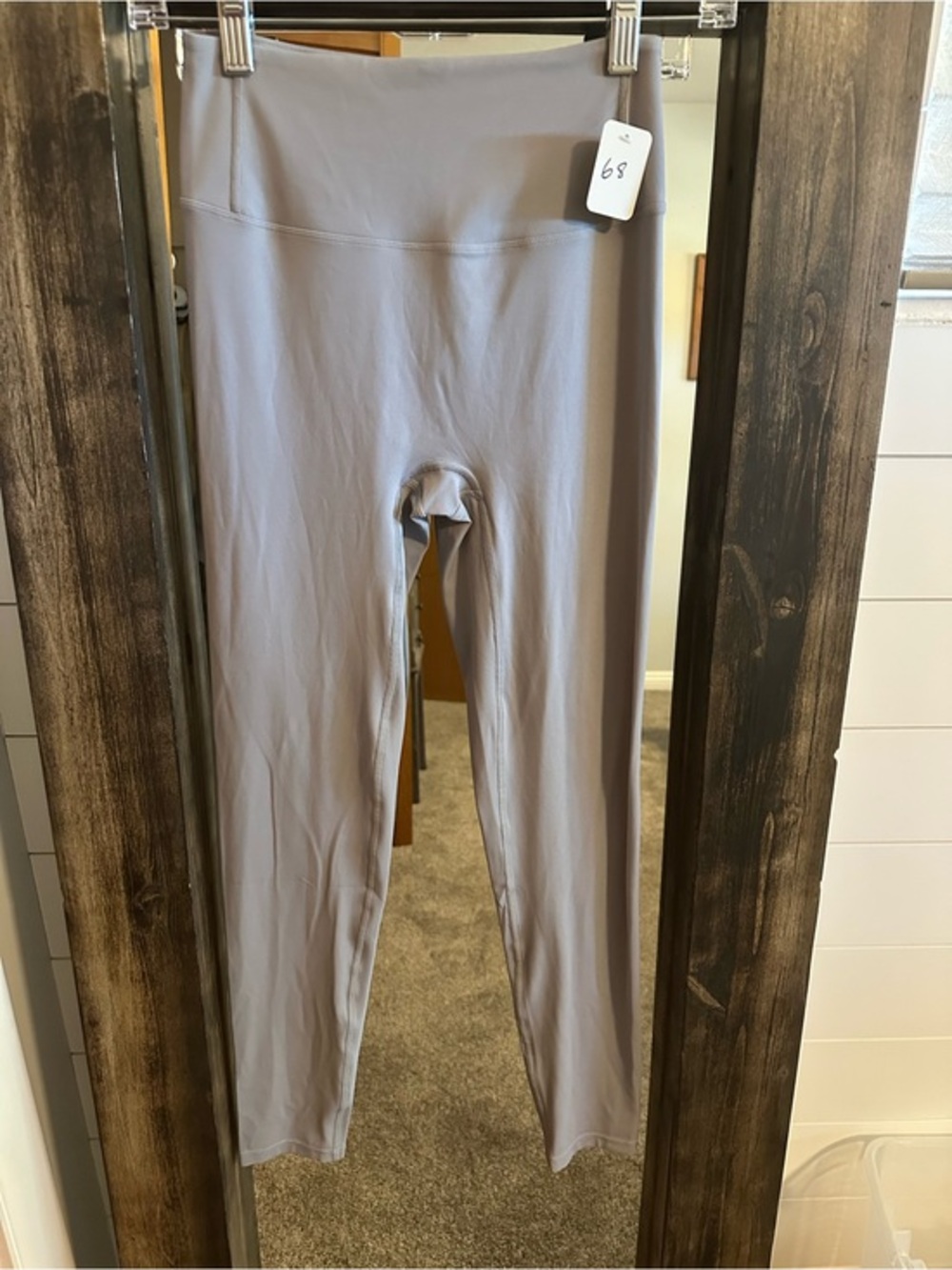 Women’s Scrunch Butt Leggings Gray High Waist Yoga Activewear Size Medium